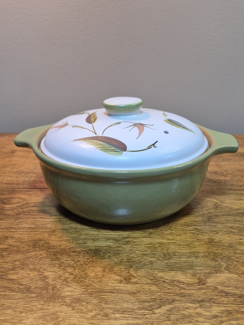 DENBY Vintage Glyn Ware 'Leaves' Pattern Stoneware Covered Casserole Dish & Lid